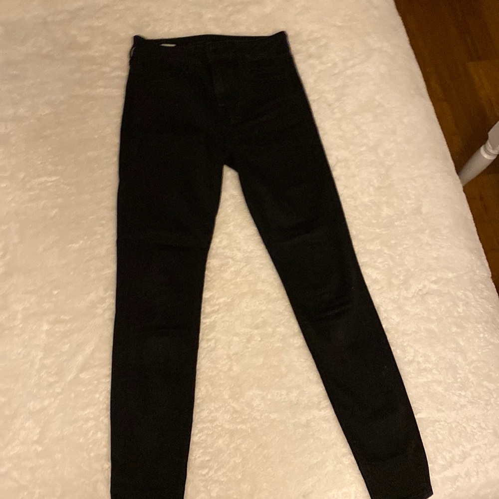 Black skinny jeans by American Eagle, size 4